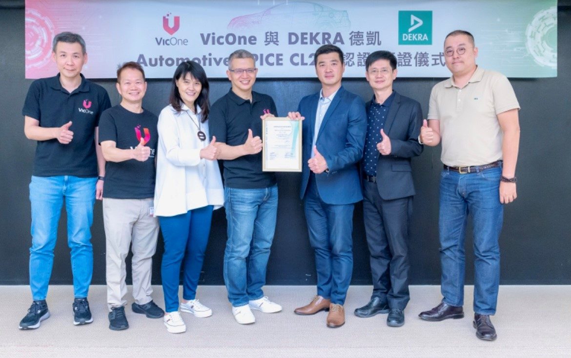 VicOne Team mit Eva Chen (Trend Micro) und DEKRA